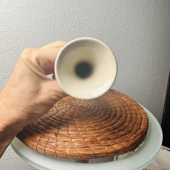 Delft Double Handle VINTAGE Vase Amphora 1930 Signed P.H.Hu 9" Tall - Picture 6 of 8